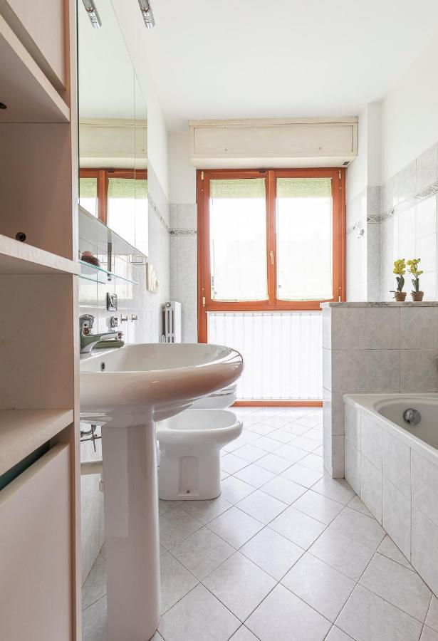 Casty Sweet Home - Parcheggio Privato Gratuito Milano Eksteriør bilde